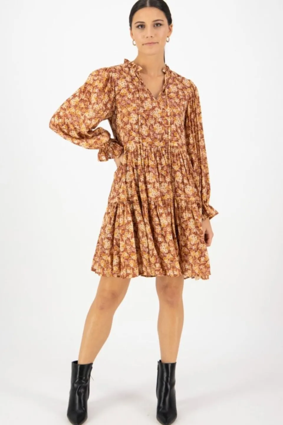 Ivy + Jack Billie Rust Floral LS Frill V Neck Tiered Mini Dress