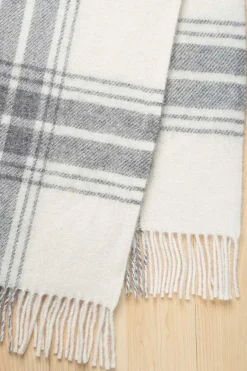 Weave Cardrona 100% Wool 140 X 240cm Check Throw Ash