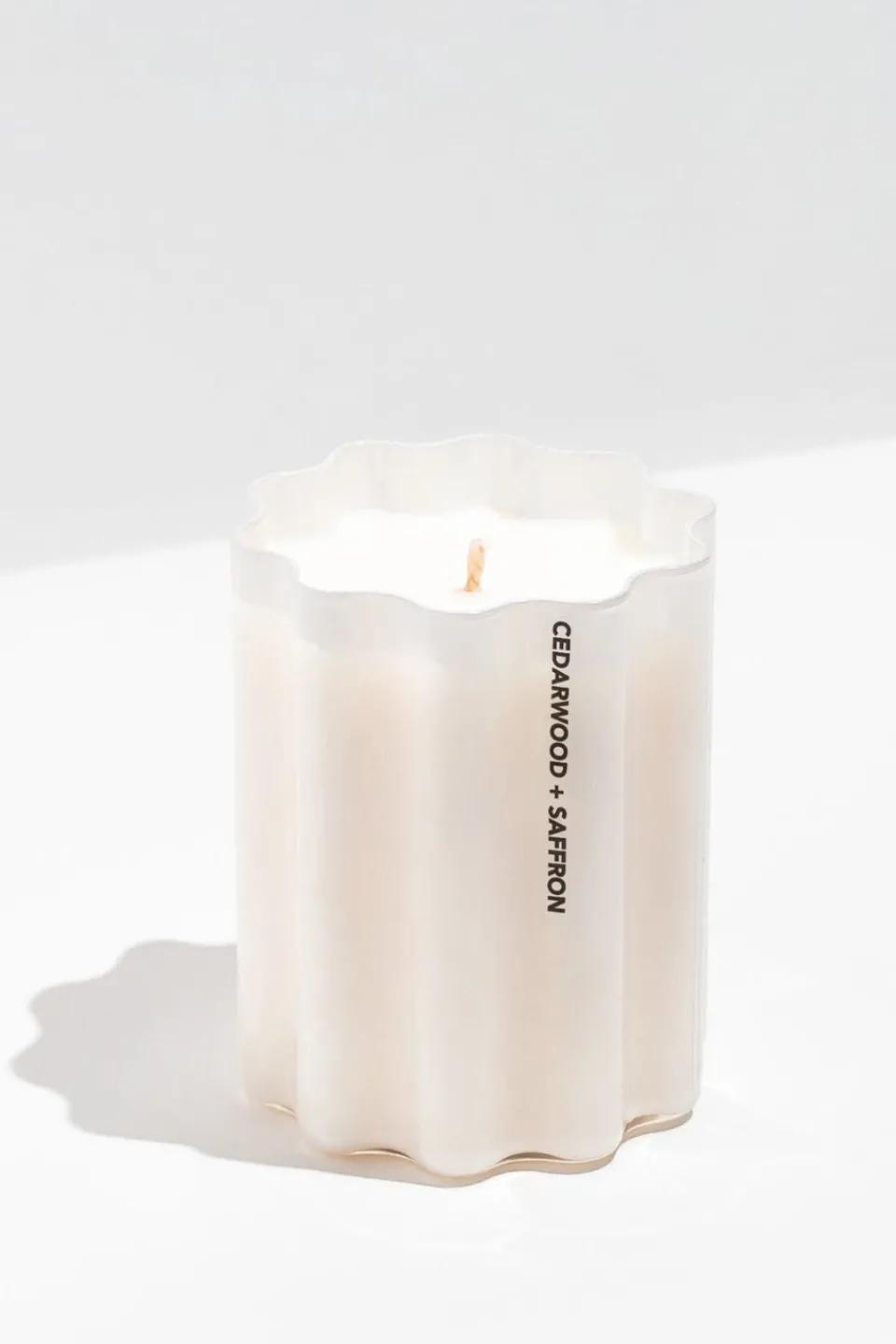 Fazeek Cedarwood + Saffron White 300g 70hr Wave Candle