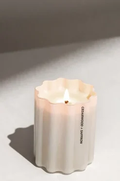 Fazeek Cedarwood + Saffron White 300g 70hr Wave Candle