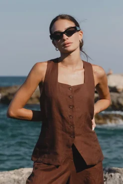 RE:UNION Label Coastal Chocolate Linen Longline Crew Vest