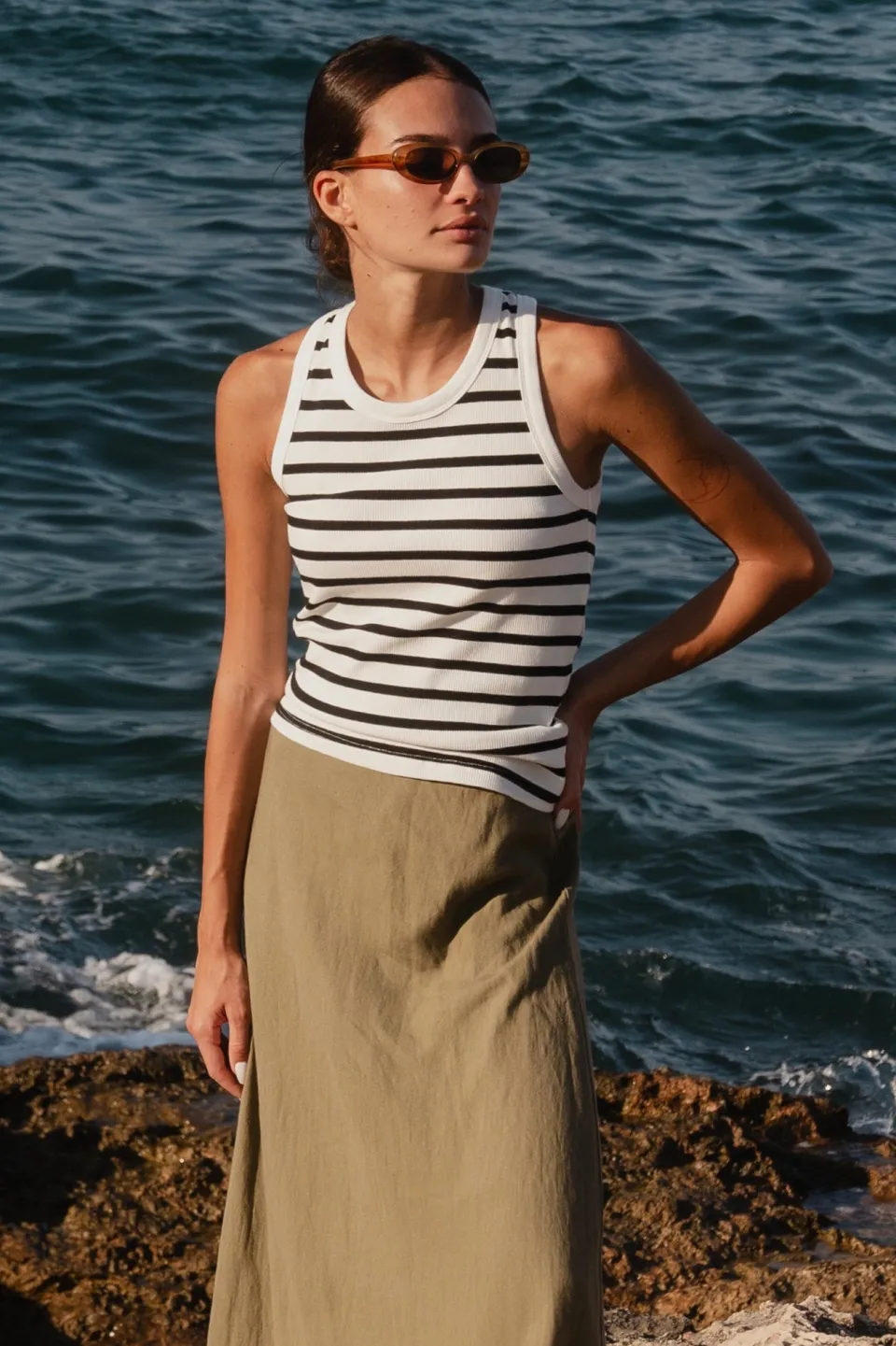 RE:UNION Label Cobble White Black Stripe Rib Cutaway Tank