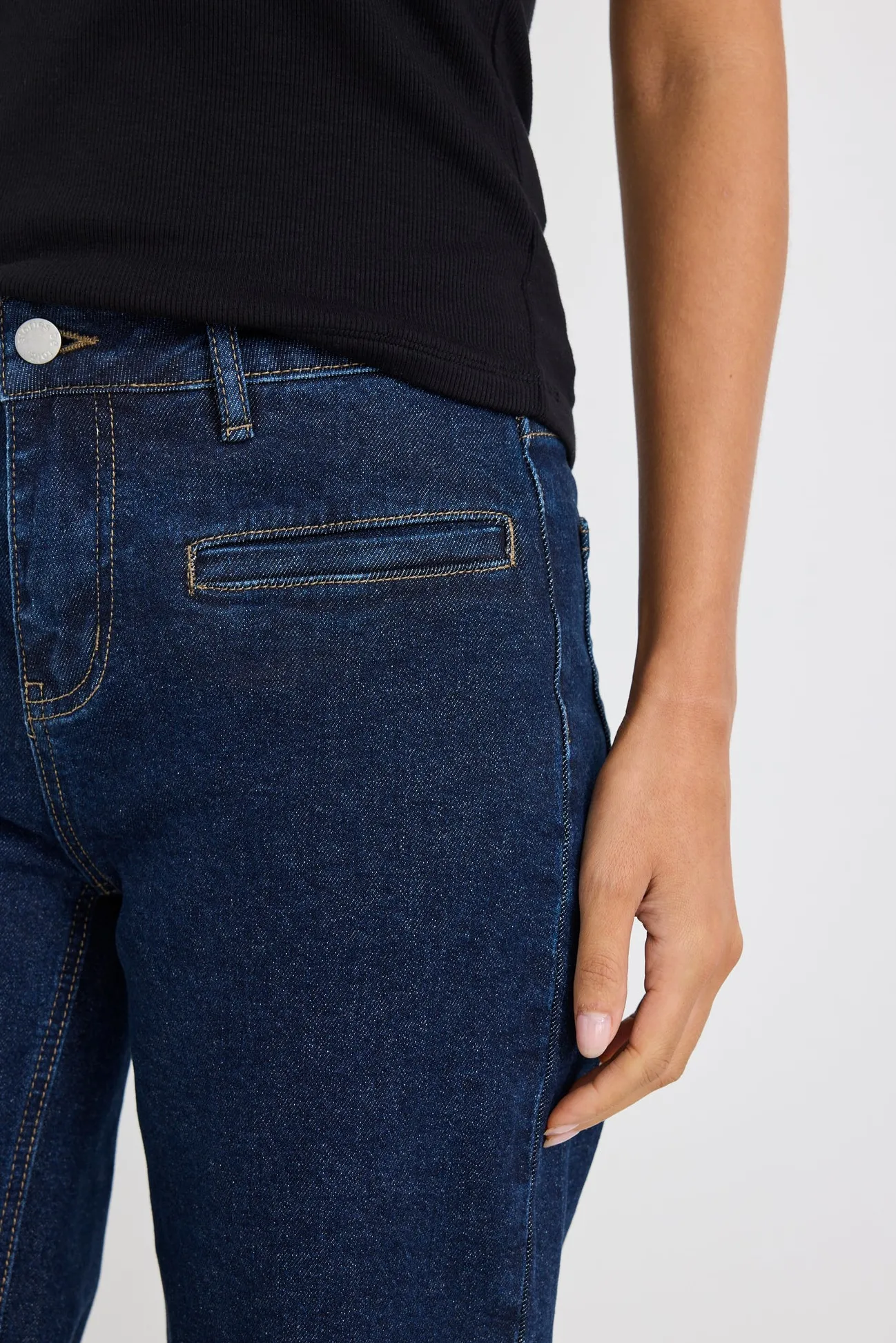 Stories be Told Concert Indigo Mid Rise Wide Leg Pocket Jean