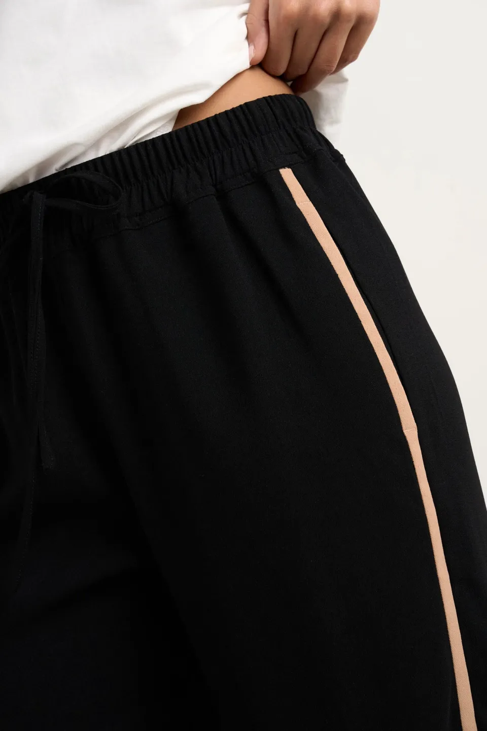 Among the Brave Confidant Black Side Stripe Crepe Wide Pants