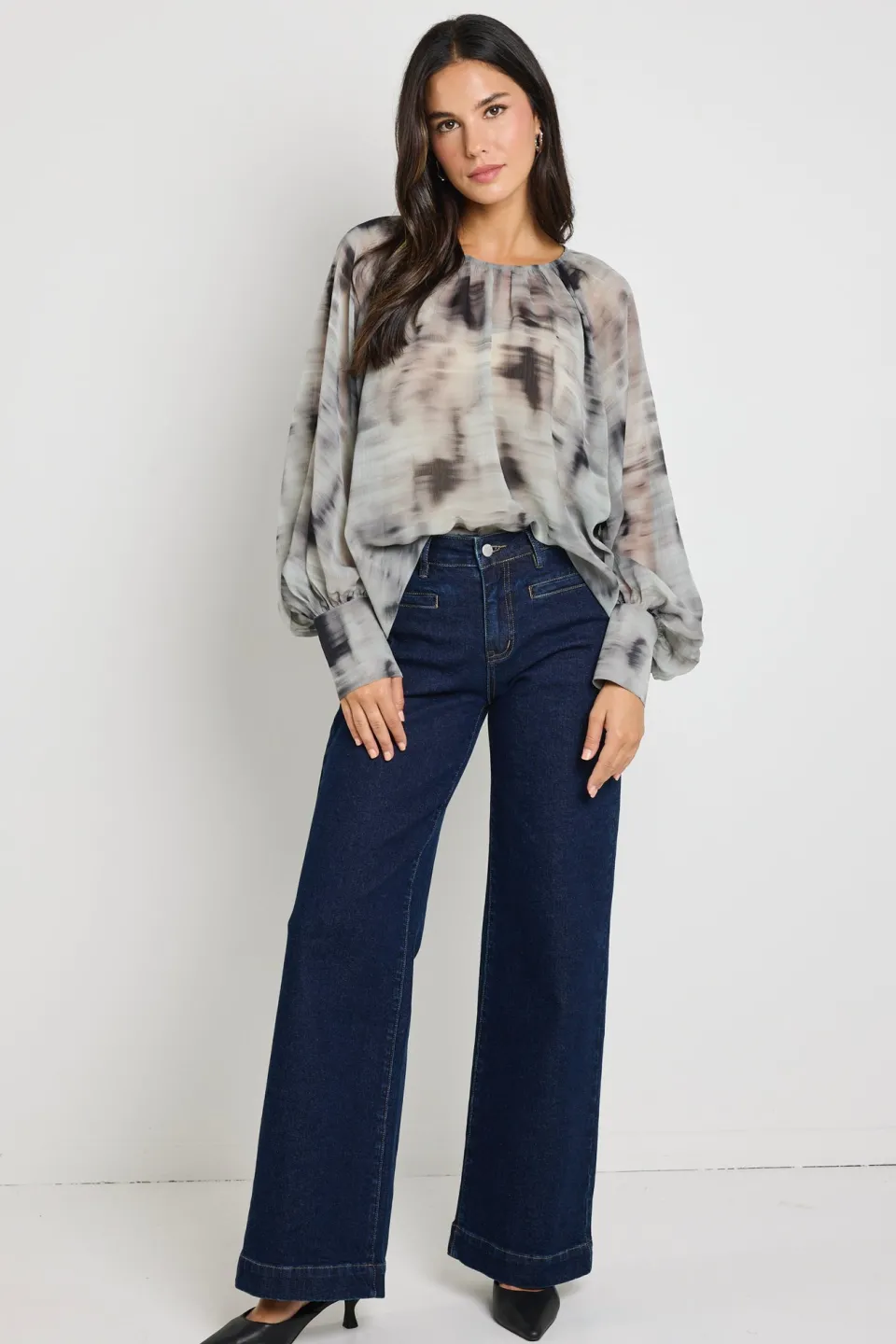 Stories be Told Cosmopolitan Charcoal Smudge Crew Neck Floaty LS Top