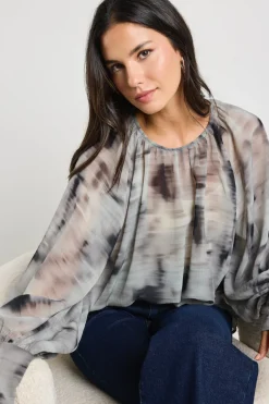 Stories be Told Cosmopolitan Charcoal Smudge Crew Neck Floaty LS Top
