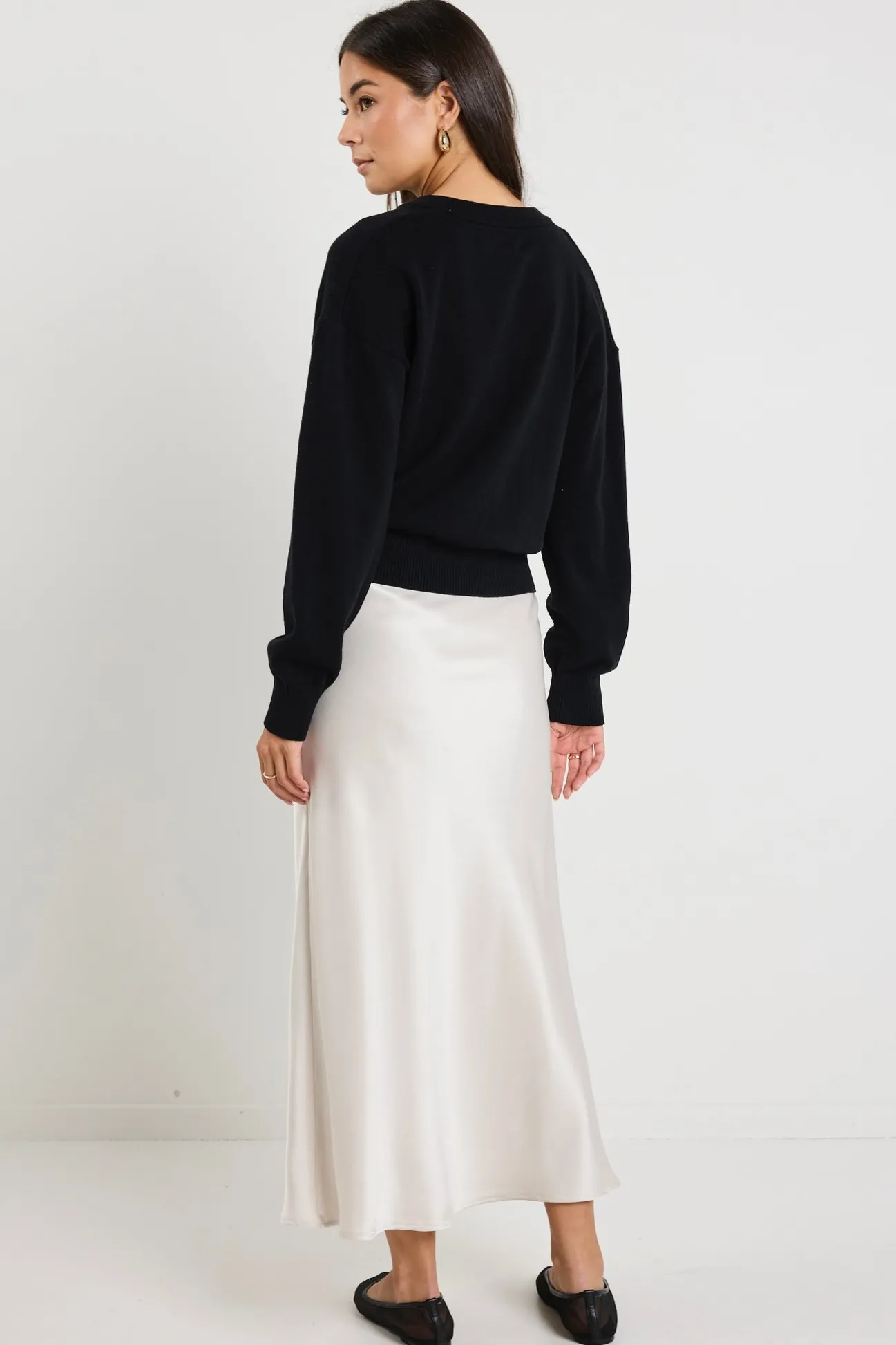Ivy + Jack Delight Black Cotton Fine Knit Crew Cardigan