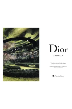 Flying Kiwi Dior Catwalk