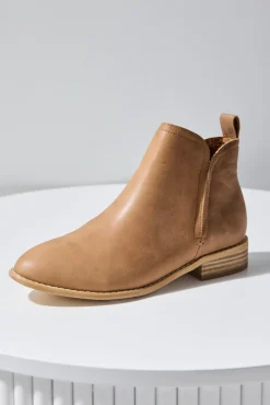 Walnut Douglas Tan Leather Ankle Boot