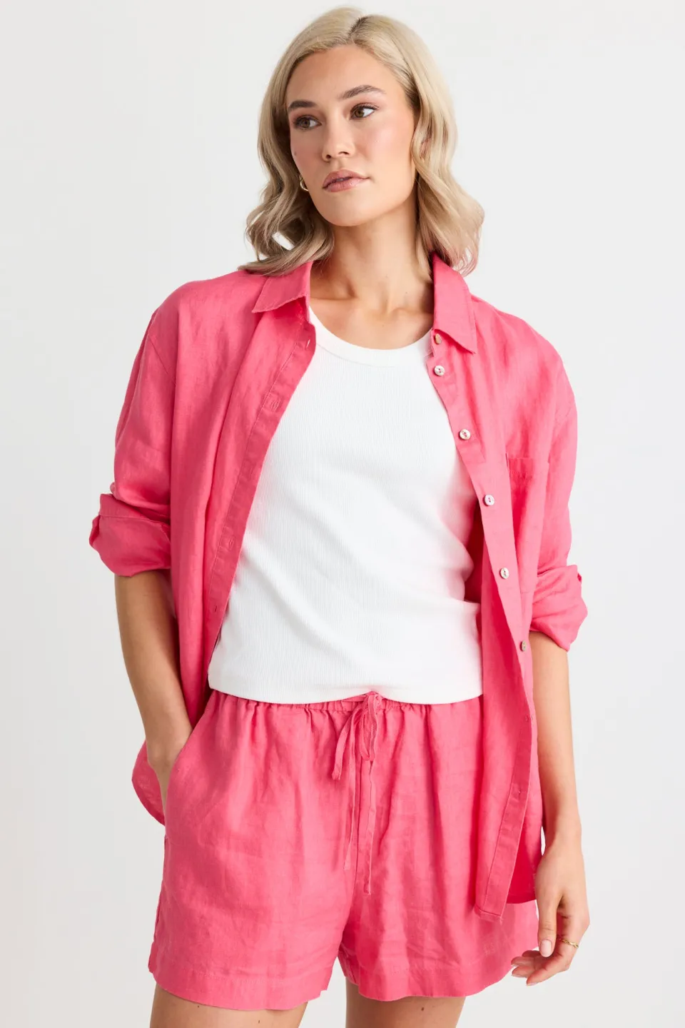RE:UNION Label Drift Fuchsia Linen Pull On Shorts