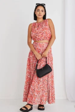 Ivy + Jack Effective Cinnamon Floral Shell Top