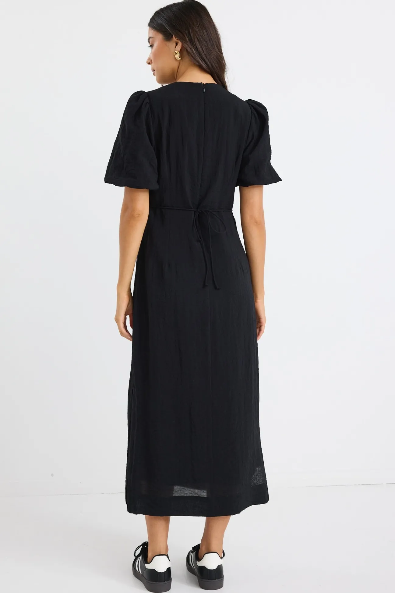 Stories be Told Elder Black Short Puff Sleeve Tie Midi Dress