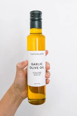 Tasteology Extra Virgin Garlic 250ml Olive Oil