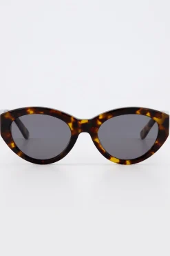 Isle of Eden Felina Tortoise Sunglasses