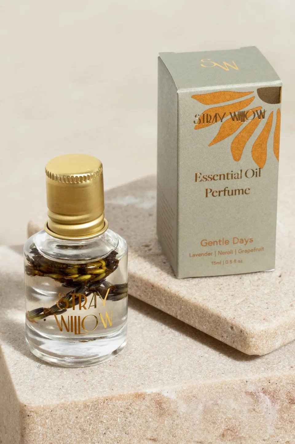 Stray Willow Gentle Days 15ml Green Roll On Essential Oil Perfume