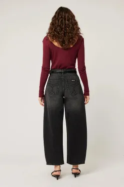 Rollas Gigi 80s Black Mid Barrel Jean