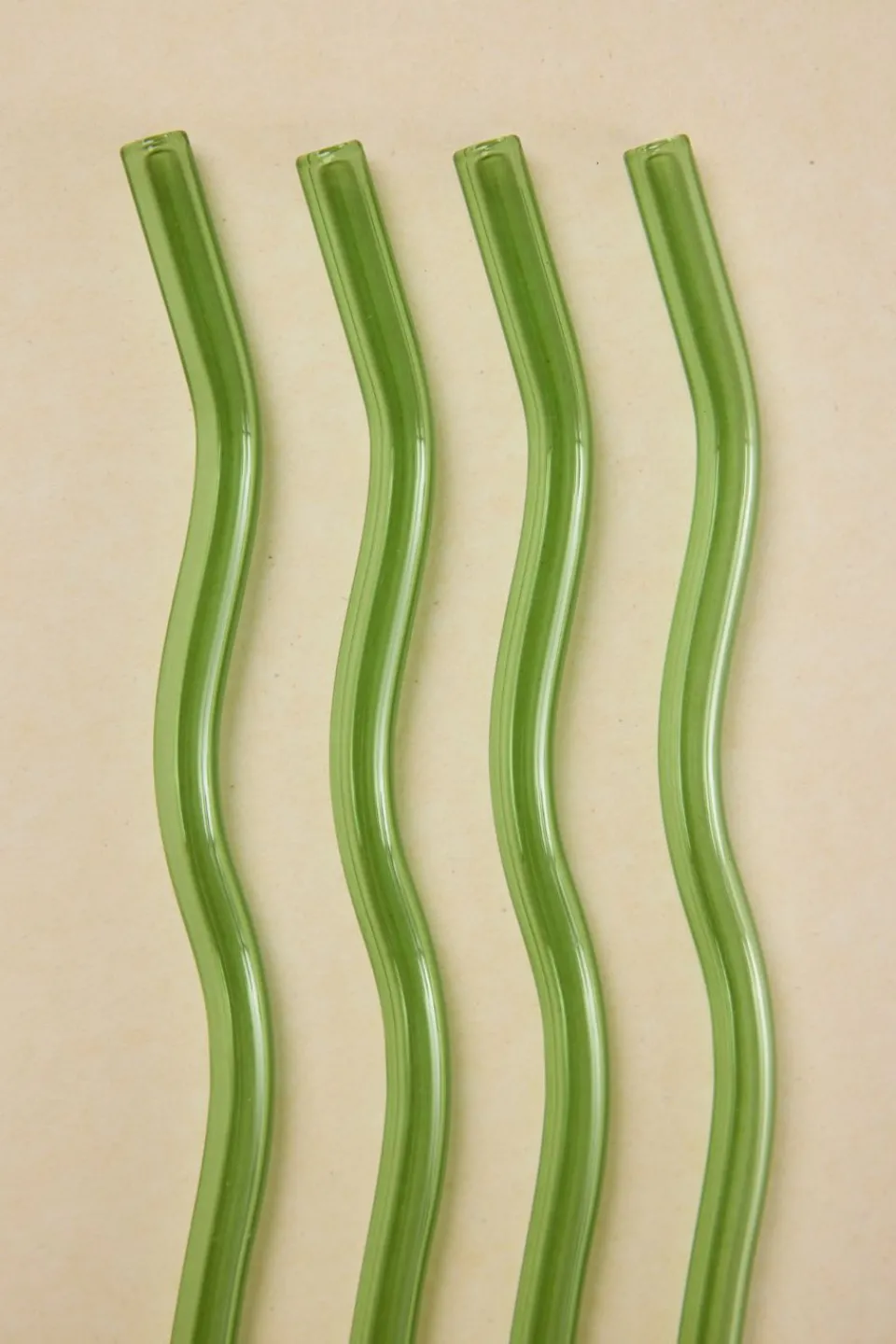 Willow u0026 Mae Green Curvy Reuseable Pk 4 Glass Drinking Straws