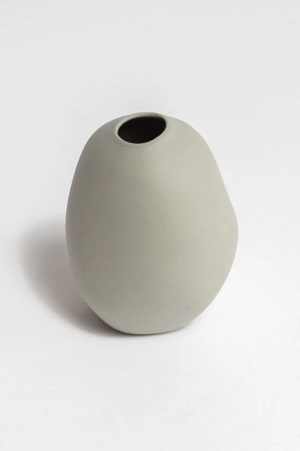 NED Collections Harmie Seed Grey Vase