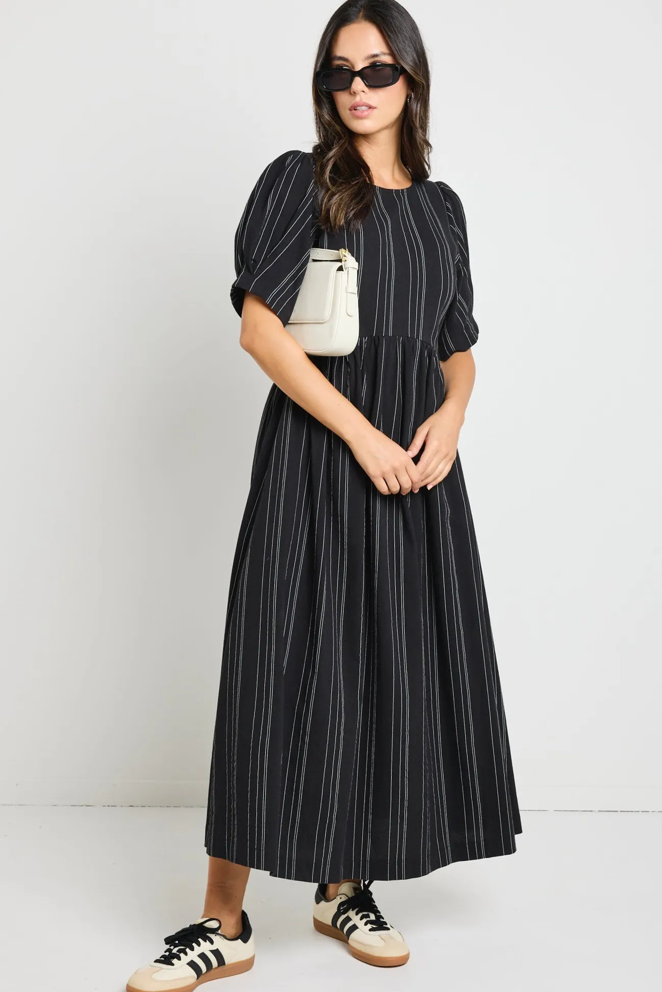 RE:UNION Label Hemisphere Black Stripe Short Sleeve Relaxed Midi Dress