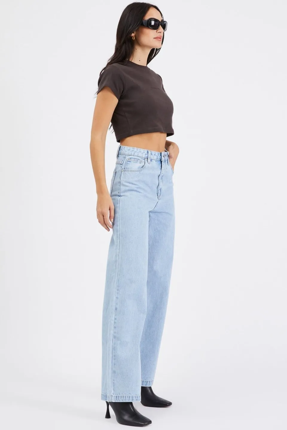 Abrand Jeans 94 High Wide Walk Away Light Blue Denim Jean