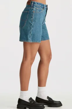 Lee Indigo Pool Denim Mid Relaxed Short