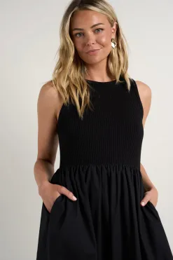 RE:UNION Label Indispensable Black Crew Neck Contrast Midi Dress