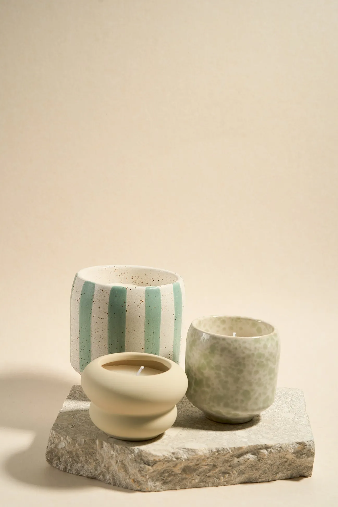 Flo's Home Ivory Green Splash Glazed Ceramic Soy Wax Candle