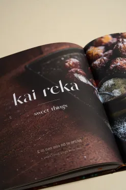 Bateman Books Kai Feast