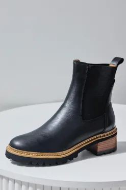 EOS Linear Black Chelsea Elastic Ankle Boot