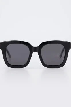 Isle of Eden Maleika Black Sunglasses