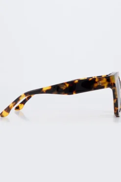 Isle of Eden Maleika Tortoise Sunglasses