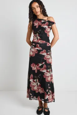 Among the Brave Method Blush Floral Mesh Twist Shoulder Midi Dress