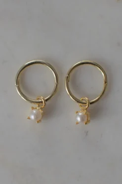Sophie Mini Pearl Sleeper Earrings Gold