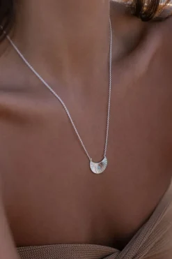 Love Lunamei Moonbeams Sterling Silver Plate with Mint Stone Necklace