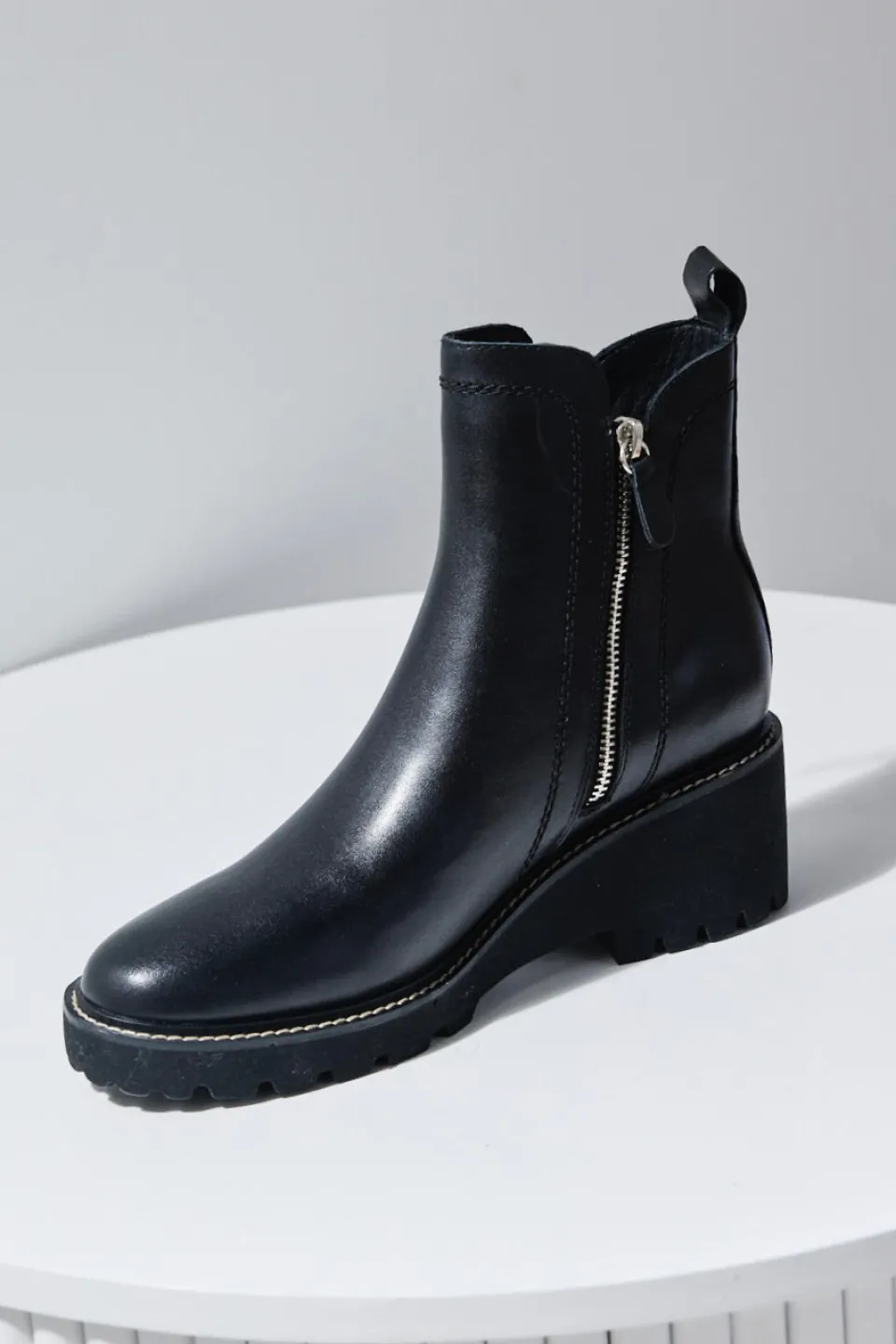 EOS Parson Black Chunky Zip Leather Ankle Boot