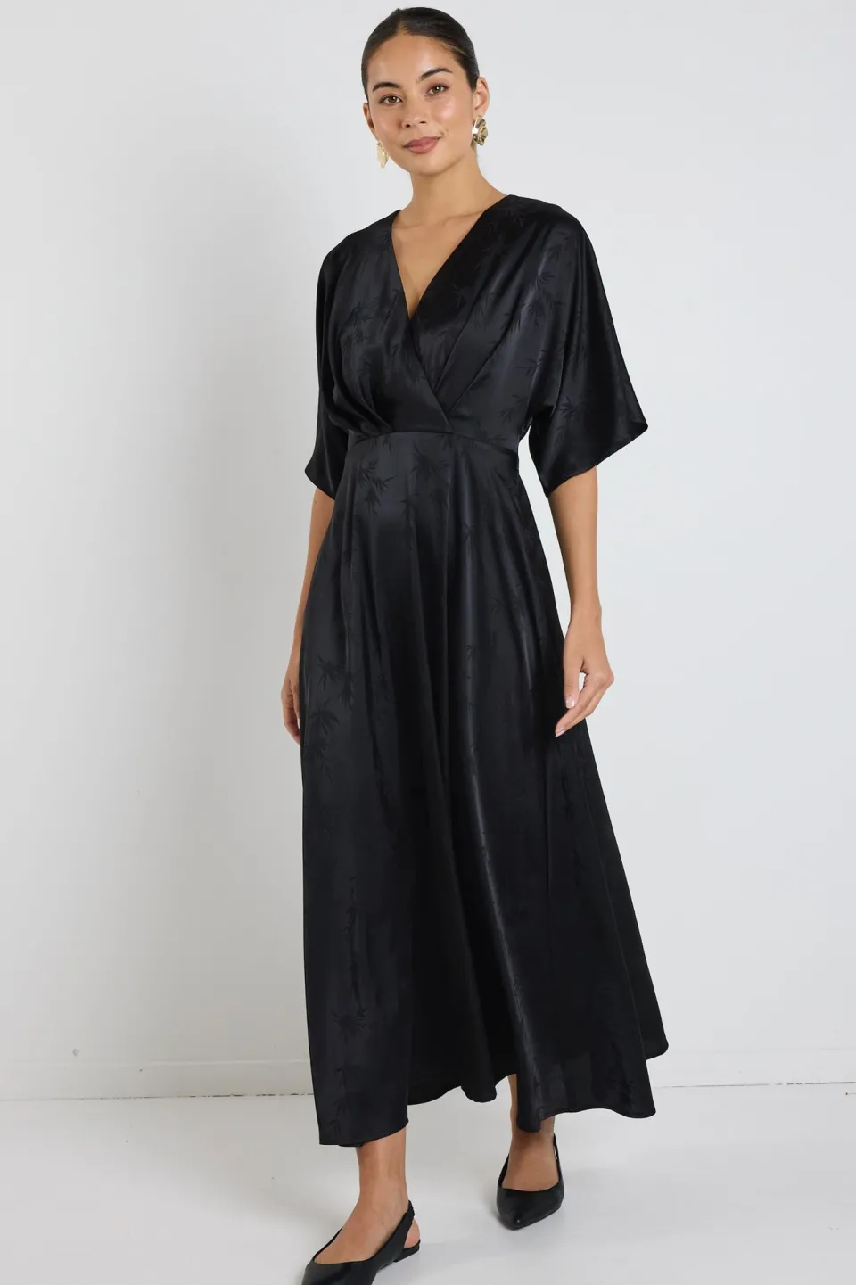 Among the Brave Picasso Black Jacquard SS Kimono Midi Dress