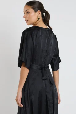 Among the Brave Picasso Black Jacquard SS Kimono Midi Dress