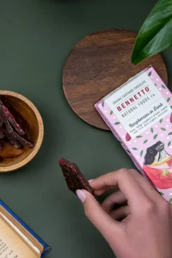 Bennetto Raspberries 80g Pink Dark Fairtrade Chocolate