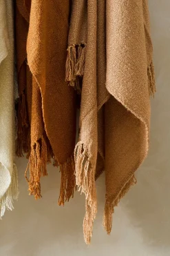 Baya Serenade Sunset Blush Acrylic 125x150cm Throw