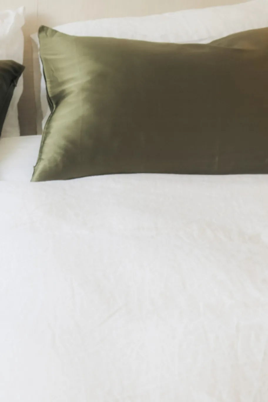 Home Lab 100% Silk Beauty Pillowcase Olive 48x73cm