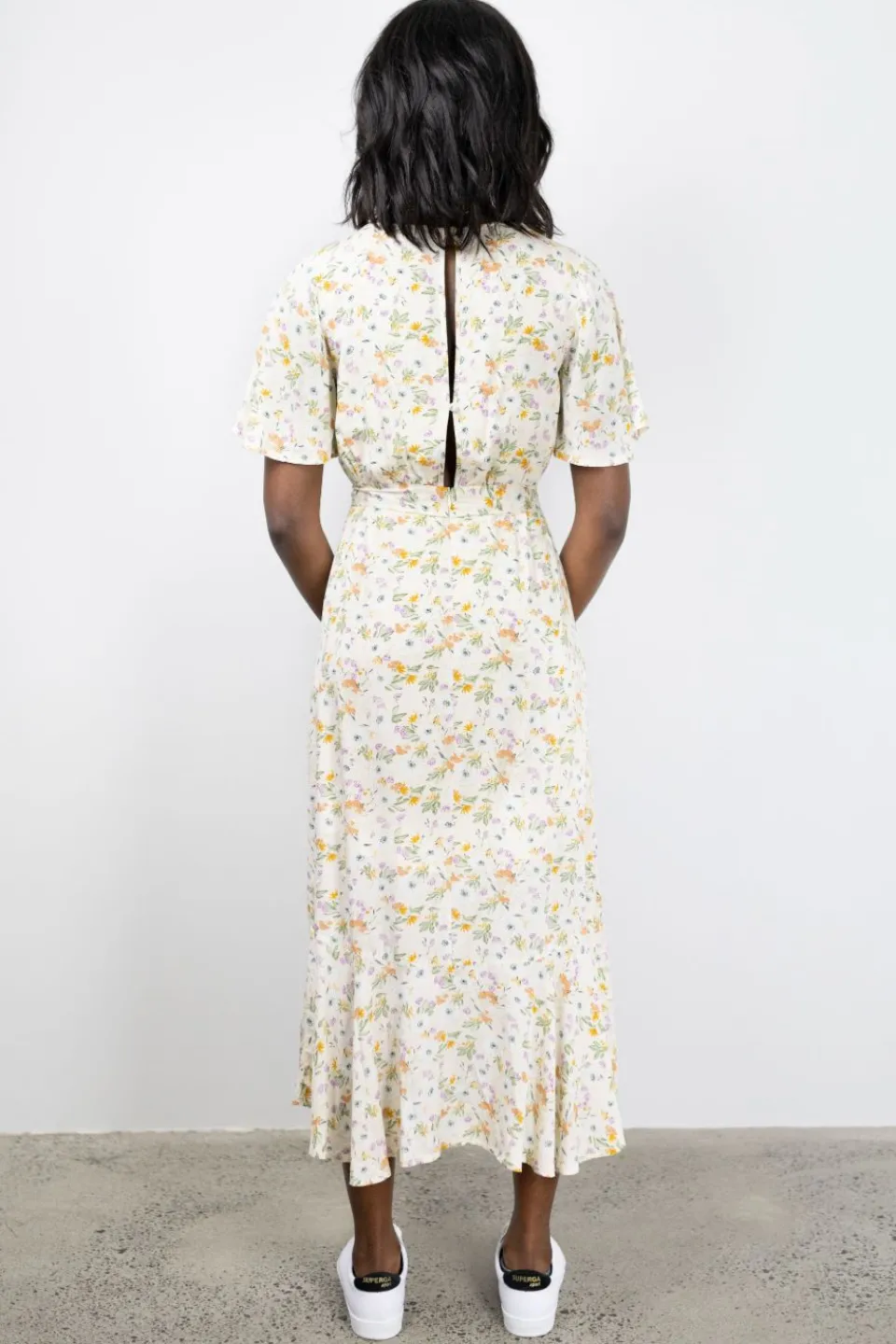Among the Brave Striking Spring Floral Flutter Sleeve Cross Over Midi Dress