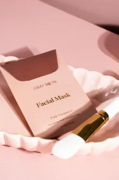 Stray Willow Sweet Muse Pink Vitamin C Facial Mask