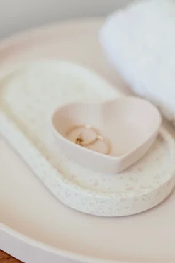 Konkret Terrazzo Midi Oval Neutral 24cm Dish