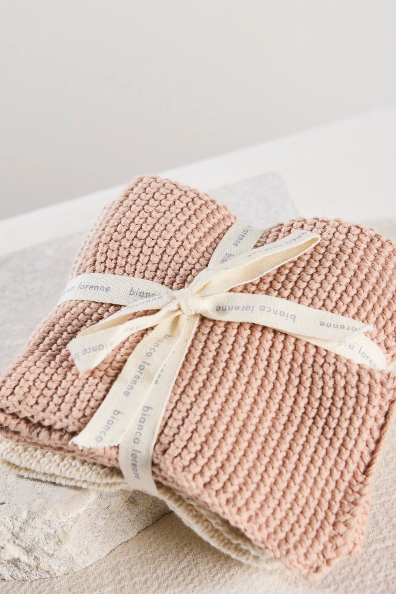 Bianca Lorenne Textured Lavette Petal Wash Cloths Set of 3
