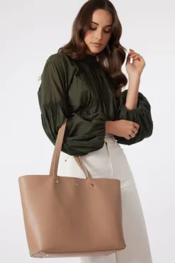 Saben Tilbury Taupe Leather Shoulder Bag