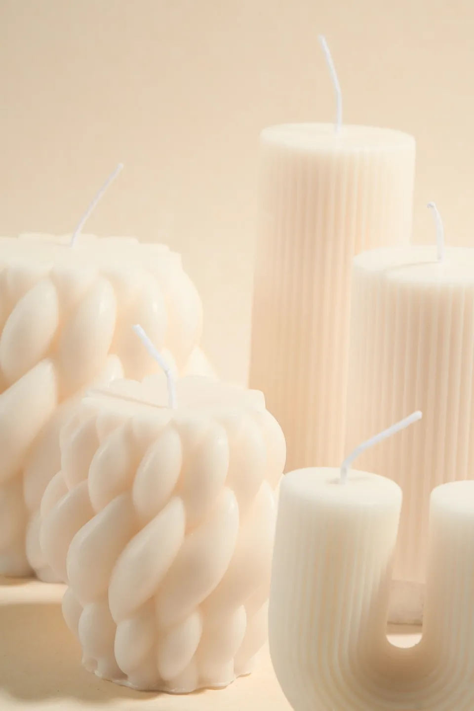 Flo's Home Twisted Raindrop Large Handmade Soy Ivory Candle
