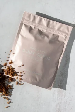 The Skin Kitchen Vanilla Latte Body Scrub 200g