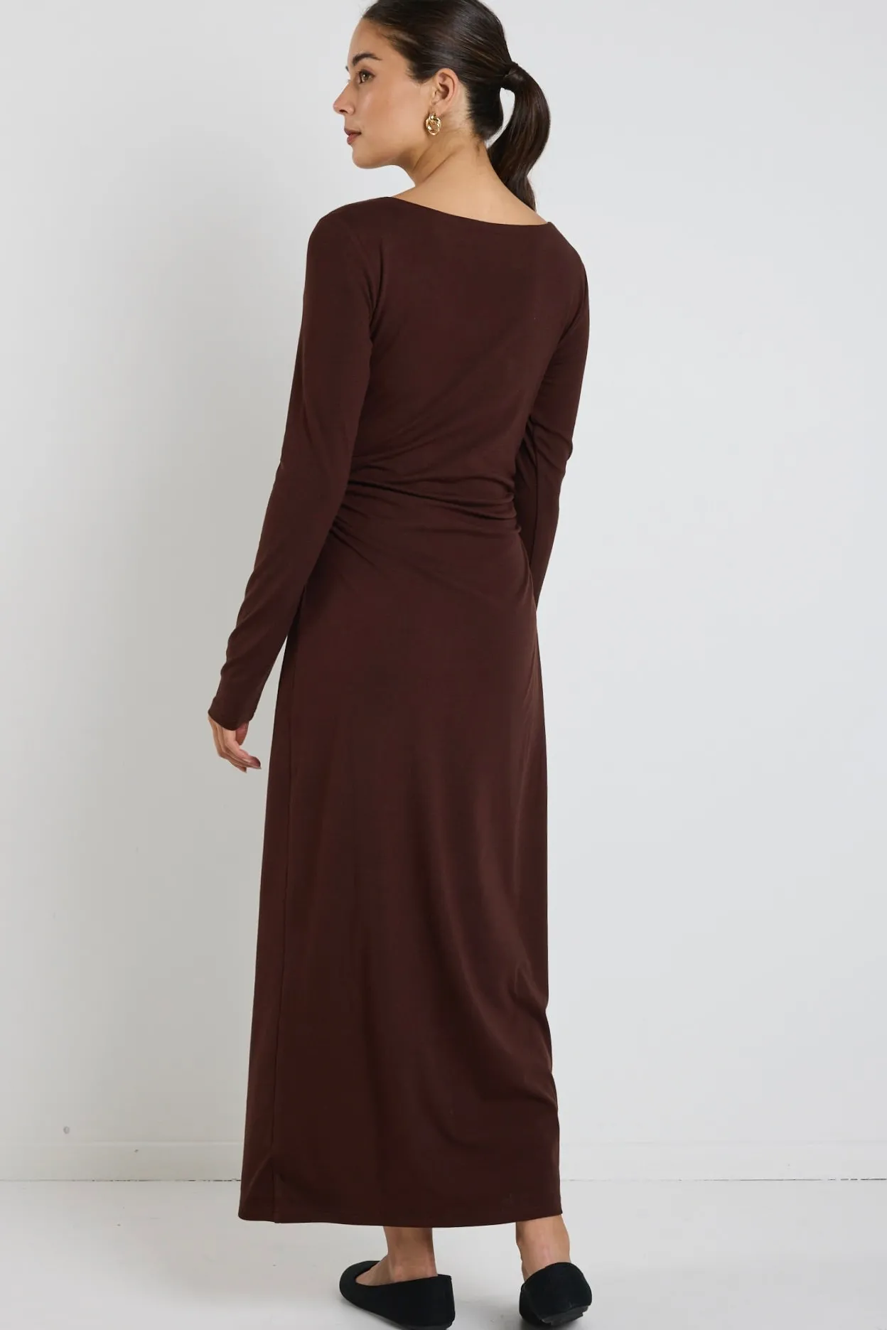 Stories be Told Vertigo Dark Chocolate Jersey LS Midi Dress