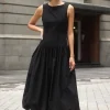 Stories be Told Vigour Black Structured Bubble Midi Dress