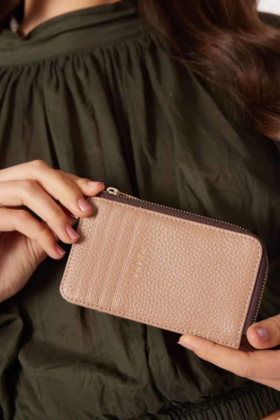 Saben Winona Taupe Leather Card Holder